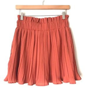 Vestique Rust Pleated Skirt NWT- SIZE S
